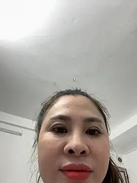 Snapshot of hellela-a chatting on November 8, 6:57 am hellela-a online show from November 8, 6:57 am