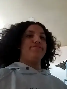 Snapshot of iriss_05 chatting on November 29, 11:24 am iriss 05 online show from November 29, 11:24 am