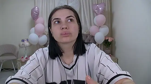 AdrianaTorres online show from February 27, 5:29 am