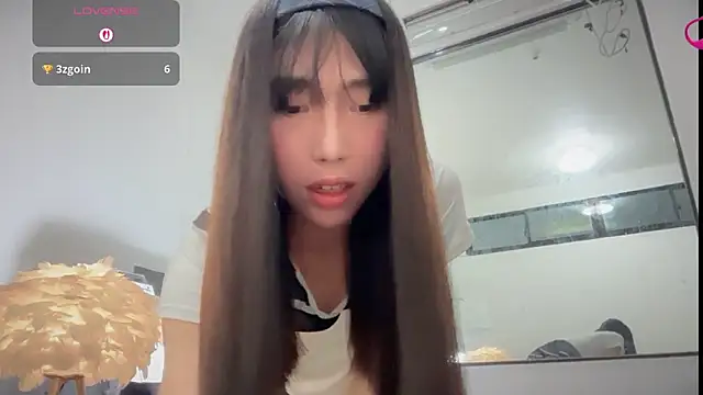 Snapshot of bajejek01 chatting on June 21, 12:30 pm bajejek01 online show from June 21, 12:30 pm