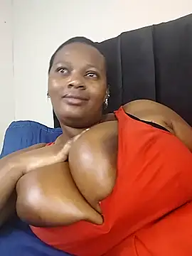 Miss-Berries online show from July 9, 2:59 am