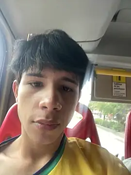 Snapshot of Bay_freedo chatting on December 1, 5:51 pm Bay freedo online show from December 1, 5:51 pm