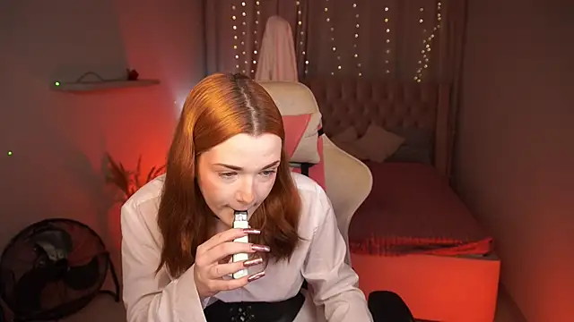 AvaRyder online show from November 11, 12:49 pm