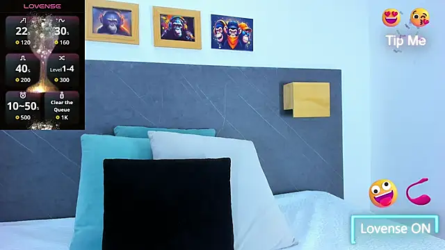 Andhrea Vale online show from February 12, 12:33 pm