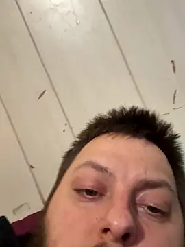 Snapshot of Peteyp98 chatting on November 11, 4:45 am Peteyp98 online show from November 11, 4:45 am