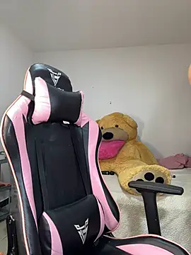 sweetmuslim01 online show from February 23, 11:36 pm