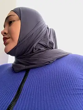 sweetmuslim01 online show from September 18, 2:52 pm