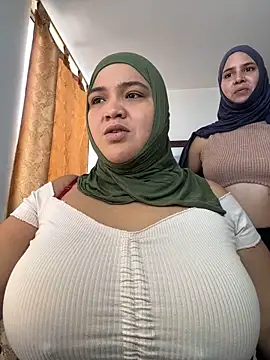 sweetmuslim01 online show from October 17, 4:31 pm