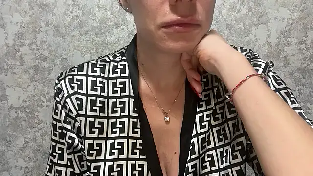 Angelinaa19 online show from March 19, 8:13 pm