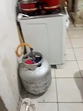 Snapshot of _-_-_gozada_1992 chatting on November 6, 6:31 pm - - gozada 1992 online show from November 6, 6:31 pm