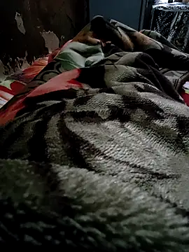 iiseemasingh online show from February 5, 9:03 am