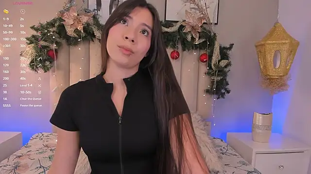 EmilyMiller 22 online show from December 16, 10:53 am