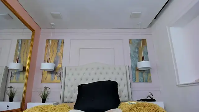 RosaliaMontero online show from February 2, 1:26 am