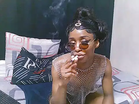 Nikistickyxx25 online show from November 11, 11:27 pm