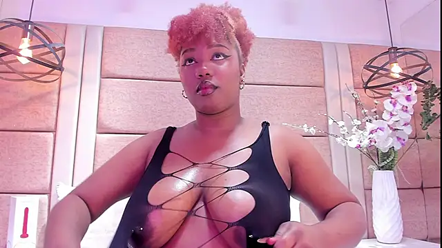 BrendaFernandez  online show from March 18, 5:49 pm