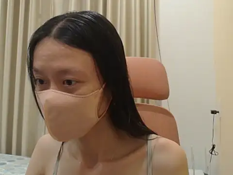 Lil-Cherries online show from March 14, 10:21 am