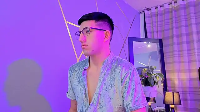 Un Sluttyy online show from November 17, 11:27 am