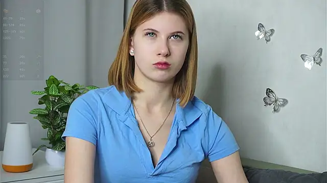 YvonneBou online show from November 25, 7:58 pm