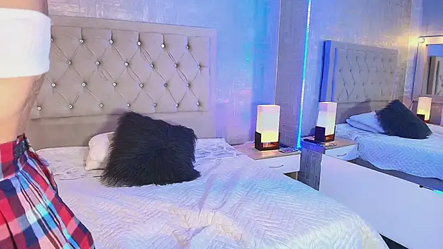 Snapshot of Liathompson_FG chatting on January 5, 7:50 pm Liathompson FG online show from January 5, 7:50 pm