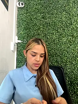 Sara  Secret online show from December 2, 6:47 pm