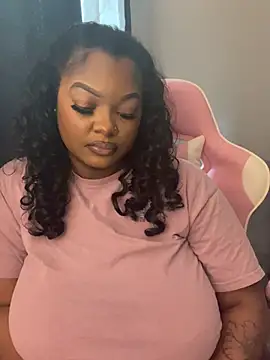 Fxncymuse online show from April 20, 6:31 pm