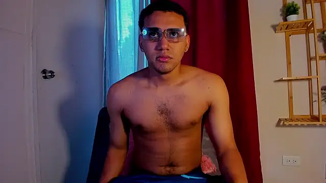 ryan williams23 online show from November 11, 12:05 pm