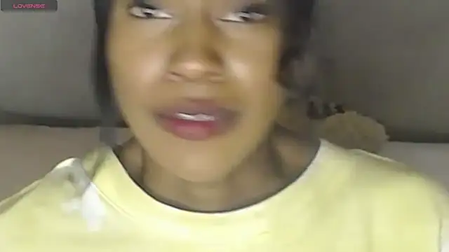 Aliis Love online show from December 14, 11:53 pm