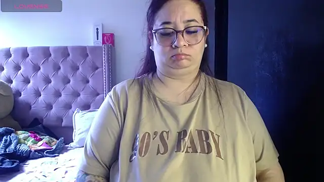 Snapshot of kattybbwbigboobs_ chatting on June 6, 4:23 pm kattybbwbigboobs online show from June 6, 4:23 pm