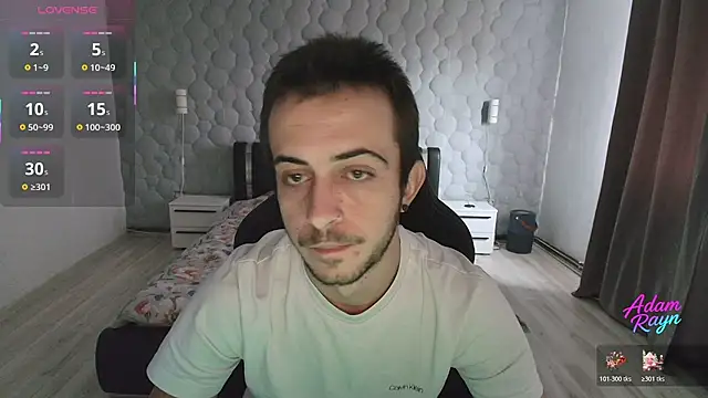 adamrayn online show from December 5, 10:57 am