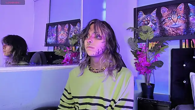 luxiel  online show from November 27, 10:23 pm