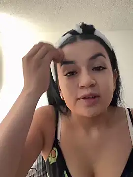 Snapshot of Abbiesuan chatting on November 7, 3:01 pm Abbiesuan online show from November 7, 3:01 pm