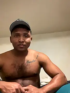 Snapshot of Eldeentt chatting on November 8, 9:35 pm Eldeentt online show from November 8, 9:35 pm