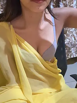 Snapshot of indianHasinna chatting on December 15, 7:51 pm indianHasinna online show from December 15, 7:51 pm