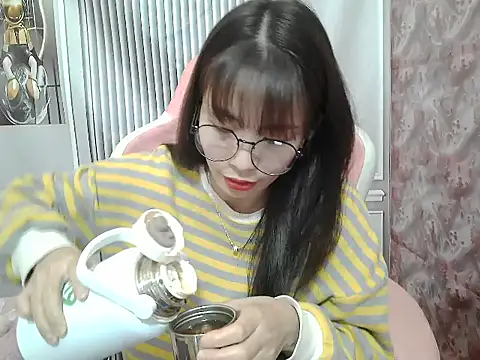 Ella039 online show from January 7, 7:11 am