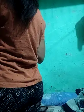 Snapshot of Piya_Bakshi chatting on November 28, 2:20 pm Piya Bakshi online show from November 28, 2:20 pm