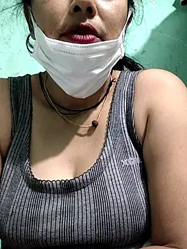 Snapshot of Piya_Bakshi chatting on December 1, 3:44 am Piya Bakshi online show from December 1, 3:44 am