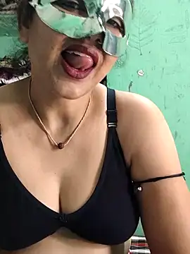 Piya Bakshi online show from April 22, 5:32 am