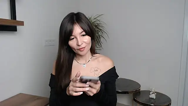 Veronichkaaa online show from December 2, 7:25 am