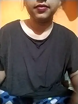 Sexy Divya   online show from May 11, 6:16 pm