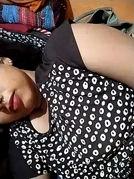 Sexy Divya   online show from May 23, 11:20 pm