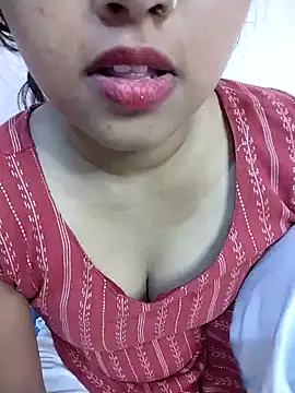 Sexy Divya   online show from May 25, 5:13 am