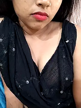 Sexy Divya   online show from May 28, 1:08 pm
