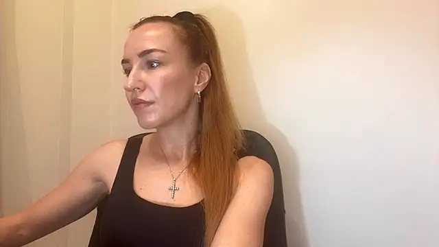 Snapshot of Nyxelia_ chatting on December 4, 9:07 am Nyxelia online show from December 4, 9:07 am