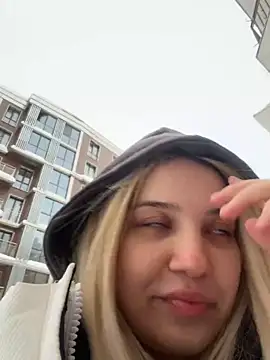 Snapshot of KilianaNoir chatting on February 20, 6:26 am KilianaNoir online show from February 20, 6:26 am