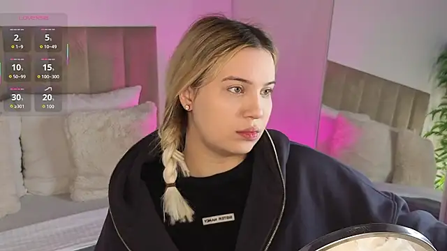 Snapshot of KilianaNoir chatting on February 22, 6:46 am KilianaNoir online show from February 22, 6:46 am