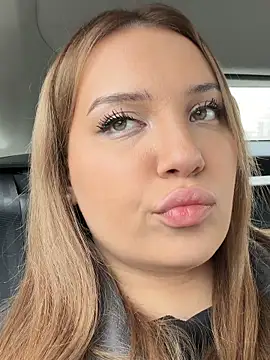 Snapshot of KilianaNoir chatting on March 29, 7:08 am KilianaNoir online show from March 29, 7:08 am