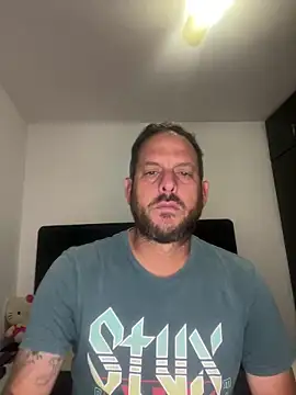 Snapshot of vanevip123 chatting on November 19, 11:38 pm vanevip123 online show from November 19, 11:38 pm