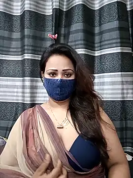 Snapshot of sadiya56803 chatting on November 11, 5:57 pm sadiya56803 online show from November 11, 5:57 pm