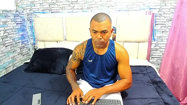 Snapshot of Nick_wc chatting on November 9, 9:35 pm Nick wc online show from November 9, 9:35 pm