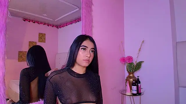 Snapshot of meredith_jones chatting on February 21, 3:07 am meredith jones online show from February 21, 3:07 am